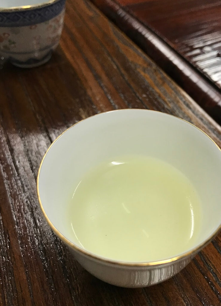 杭州　龍井　茶葉　中国緑茶